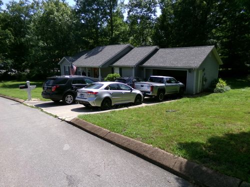 12581 Emerald Creek Cir, Soddy Daisy, TN, 37379-8090 | Card Image
