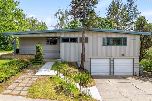 1515 Ne Upper Dr, Pullman, WA, 99163-4306 | Card Image
