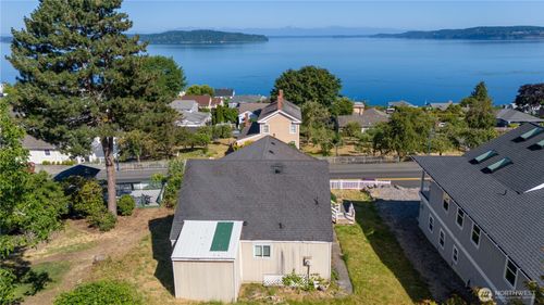 1810 Rainier St, Steilacoom, WA, 98388-2212 | Card Image