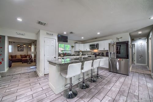 4339 Bright Sun St, San Antonio, TX, 78217-4335 | Card Image