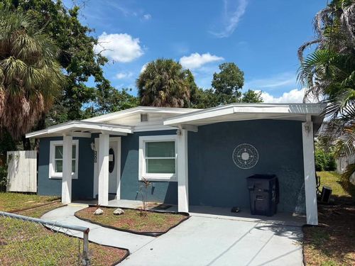 3206 E Emma St, TAMPA, FL, 33610-6952 | Card Image