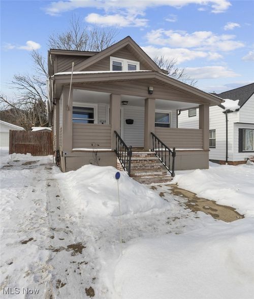 4248 Brookway Ln, Brooklyn, OH, 44144-1303 | Card Image