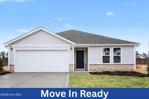 31 E Emily Gardens Dr, Selma, NC, 27576-4507 | Card Image