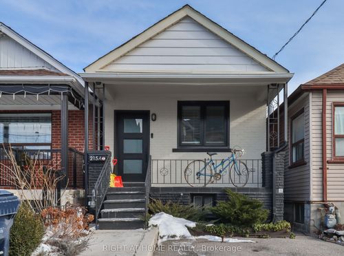 bsmt-215A Chambers Ave, York, ON, M6M3L4 | Card Image