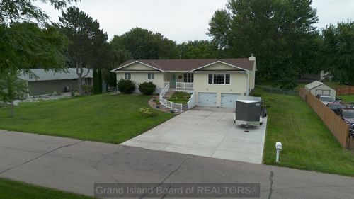 1011 Austin Ave, Grand Island, NE, 68801-8798 | Card Image