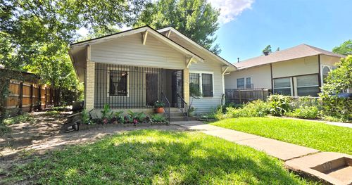 903 Cameron Ave, Dallas, TX, 75223-1336 | Card Image