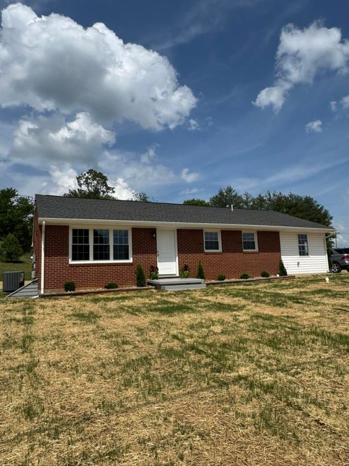 3779 Old Franklin Tpke, Glade Hill, VA, 24092-1703 | Card Image