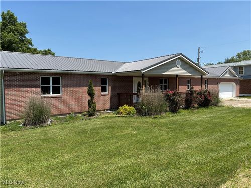 3720 Wesley Chapel Rd, Zanesville, OH, 43701-7157 | Card Image