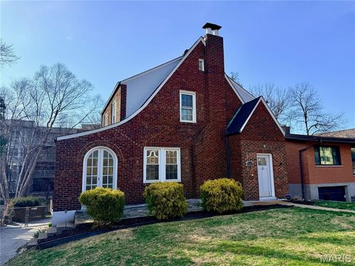 543 N Central Ave, University City, MO, 63130-3907 | Card Image