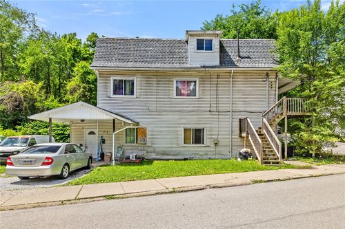 216 Clairhaven St, Crafton, PA, 15205-3500 | Card Image