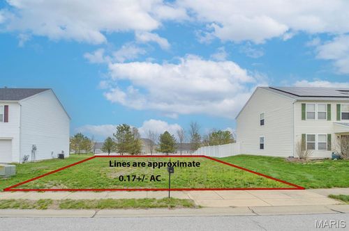 244 River Laurel Dr, Belleville, IL, 62220-3290 | Card Image
