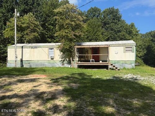 1022 Deer Lodge Hwy, Sunbright, TN, 37872-2918 | Card Image