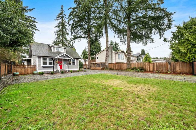 20976 Dewdney Trunk Rd, House other with 3 bedrooms, 2 bathrooms and 10 parking in Maple Ridge BC | Image 6