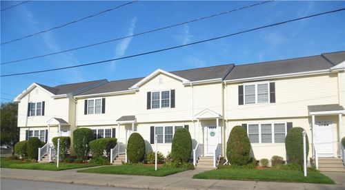 6-6 Tobie Ave, Pawtucket, RI, 02861-2912 | Card Image