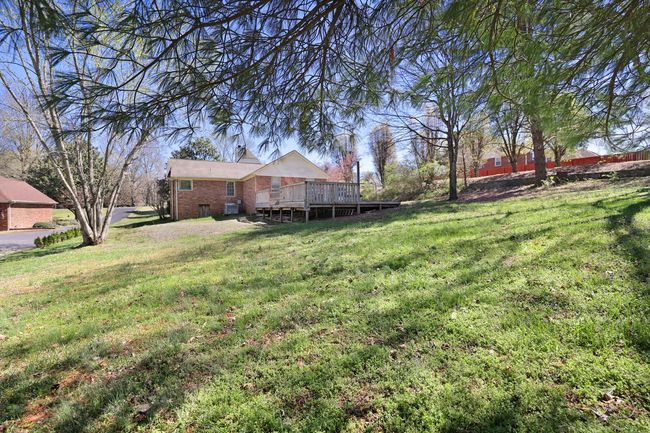 1070 Cliff White Rd, House other with 3 bedrooms, 2 bathrooms and 2 parking in Columbia TN | Image 39