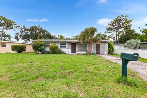 112 Floral Dr, Tampa, FL, 33613-1812 | Card Image