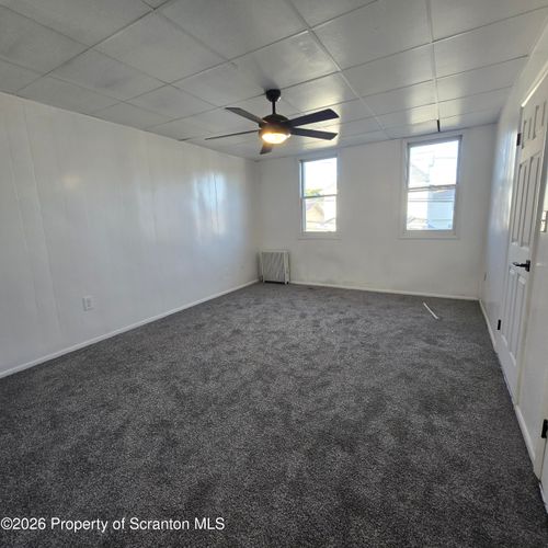 1728 Ash St, Scranton, PA, 18510-1429 | Card Image