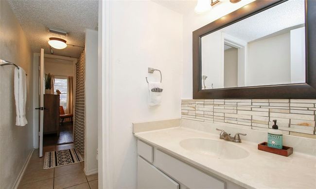 APT-212B - 12900 Walden Rd, Townhouse with 1 bedrooms, 2 bathrooms and null parking in Montgomery TX | Image 17
