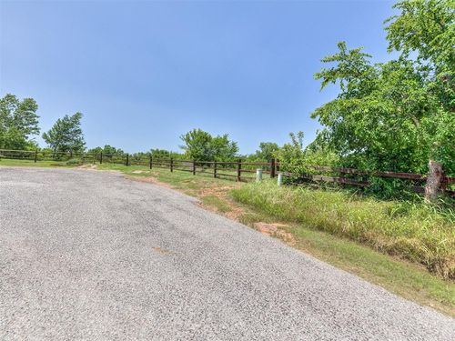 18960 Cashton Ct, Goldsby, OK, 73093-8011 | Card Image