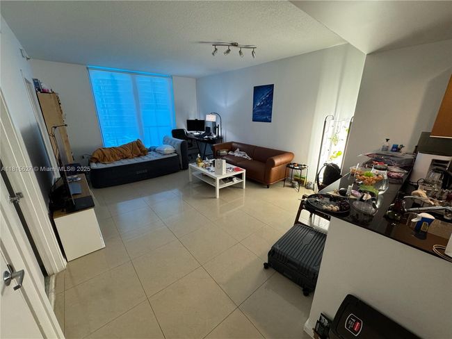 APT-4015 - 1060 Brickell Ave, Condo with 1 bedrooms, 1 bathrooms and null parking in Miami FL | Image 18