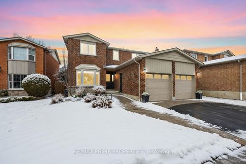 49 De Rose Ave, Bolton, ON, L7E1A9 | Card Image