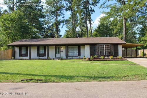 1967 Teakwood Dr, Jackson, MS, 39212-2535 | Card Image