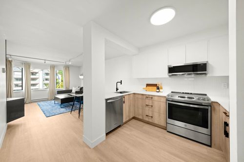 208-5224 204 St, Langley, BC, V3A1Z1 | Card Image