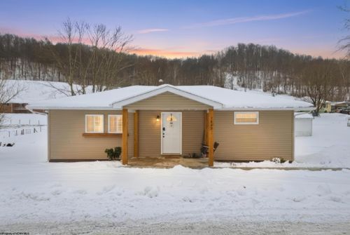 1829 Crooked Run Rd, Clarksburg, WV, 26301-6456 | Card Image