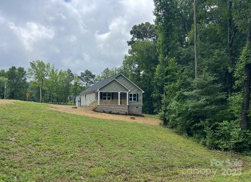 32967 Poplar Lane Rd, Albemarle, NC, 28001-7356 | Card Image