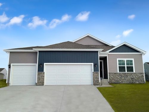 10267 Nw 68th Avenue, Johnston, IA, 50131 | Card Image