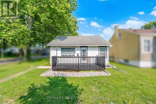 34 Dover Rd, Welland, ON, L3B2T9 | Card Image