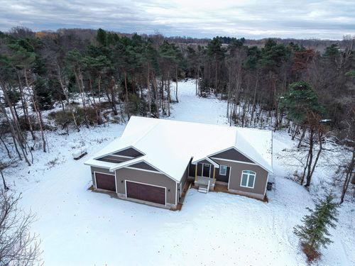 1903 W 1st St, Scottville, MI, 49454-8501 | Card Image