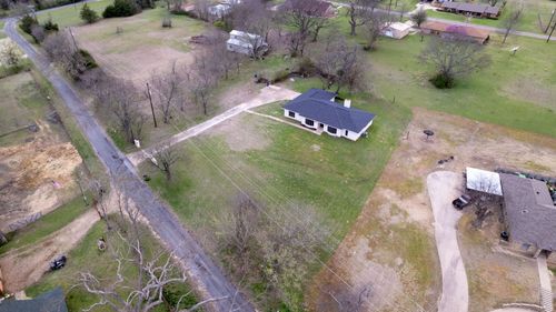 105 Kelsoe Dr, Sherman, TX, 75090-5138 | Card Image