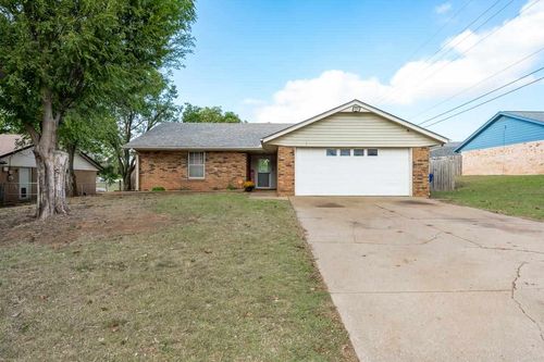 1312 E Will Rogers Dr, Stillwater, OK, 74075-6934 | Card Image