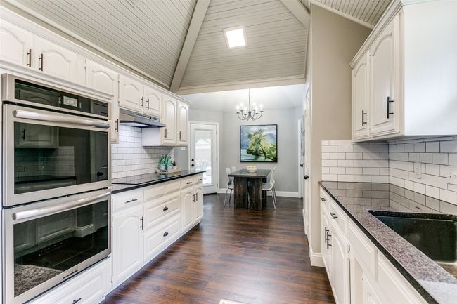 992 Oak Ridge Dr, House other with 4 bedrooms, 2 bathrooms and null parking in Keller TX | Image 11