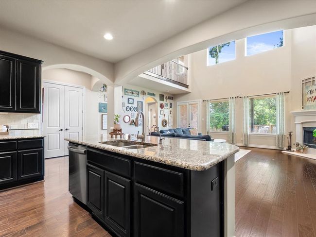 8322 Sands Bank Ln, House other with 4 bedrooms, 5 bathrooms and 2 parking in Conroe TX | Image 14