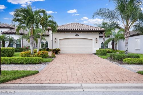 6562 Amarone Ln, NAPLES, FL, 34113-1717 | Card Image