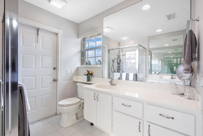 7770 Se Spicewood Cir, Condo with 2 bedrooms, 2 bathrooms and null parking in Hobe Sound FL | Image 23