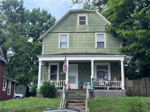336 N Adams St, Akron, OH, 44304-1441 | Card Image