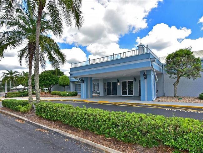 8439 Imperial Cir, House other with 2 bedrooms, 2 bathrooms and null parking in PALMETTO FL | Image 35