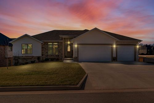 6139 S Dollison Ave, Springfield, MO, 65810-3084 | Card Image