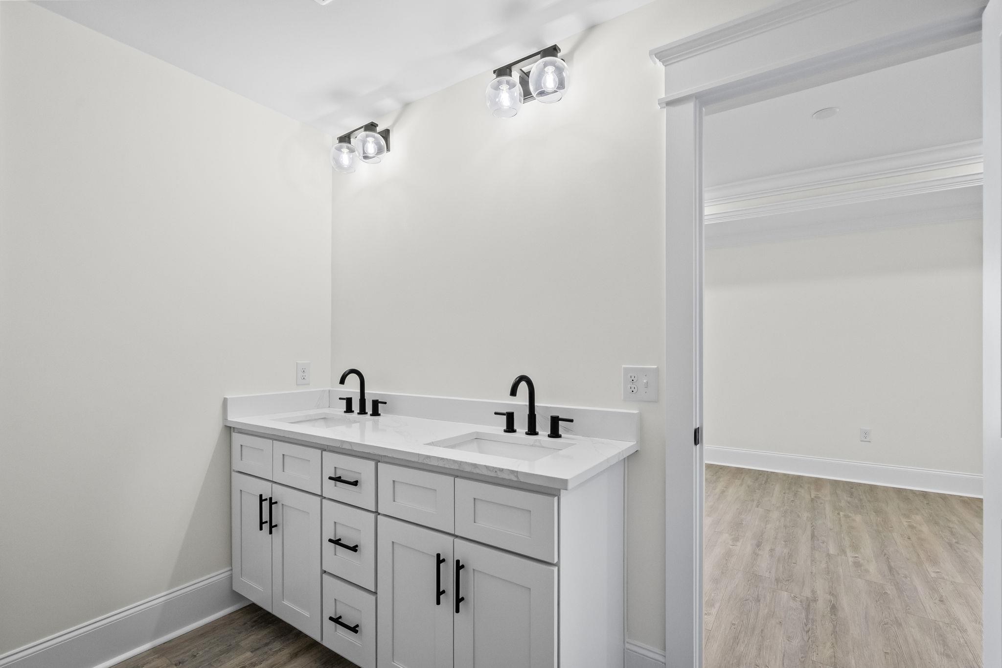 Residential in Calabash 5