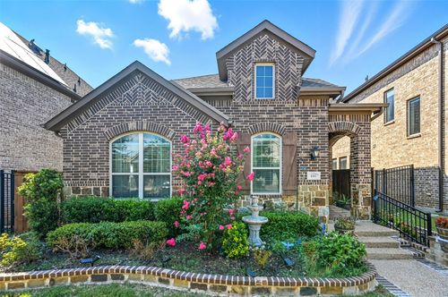 4302 Meadow Hawk Dr, Arlington, TX, 76005-1253 | Card Image