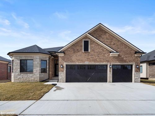 55203 Saint Paul Dr, Macomb, MI, 48042-2413 | Card Image