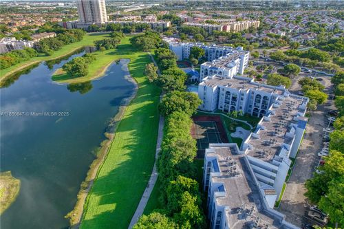 apt-130-9460 Fontainebleau Blvd, Miami, FL, 33172-5562 | Card Image