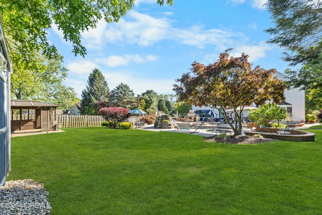 21 Homestead Cir, House other with 5 bedrooms, 4 bathrooms and null parking in Marlboro NJ | Image 60