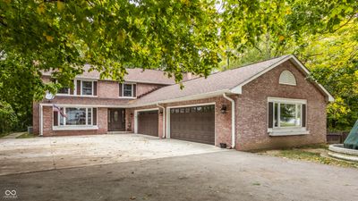 1204 State Street, House other with 5 bedrooms, 3 bathrooms and null parking in Shelbyville IN | Image 1