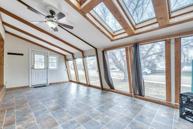 96 2 Avenue W, House other with 3 bedrooms, 2 bathrooms and 2 parking in Tilley AB | Image 6