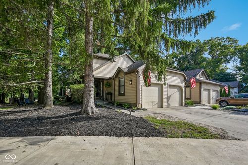 11528 Eden Ridge Ct, Indianapolis, IN, 46236-8700 | Card Image