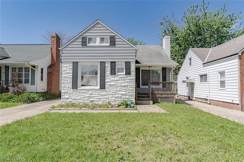 5264 E 117th St, Garfield Heights, OH, 44125-2805 | Card Image